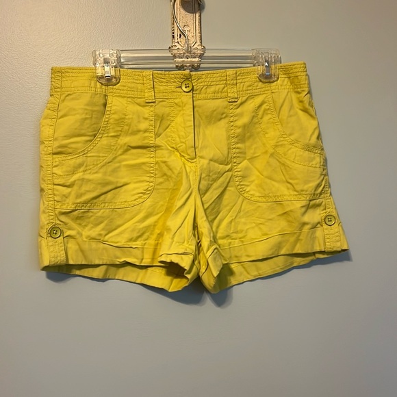 Ann Taylor Pants - Ann Taylor LOFT Shorts